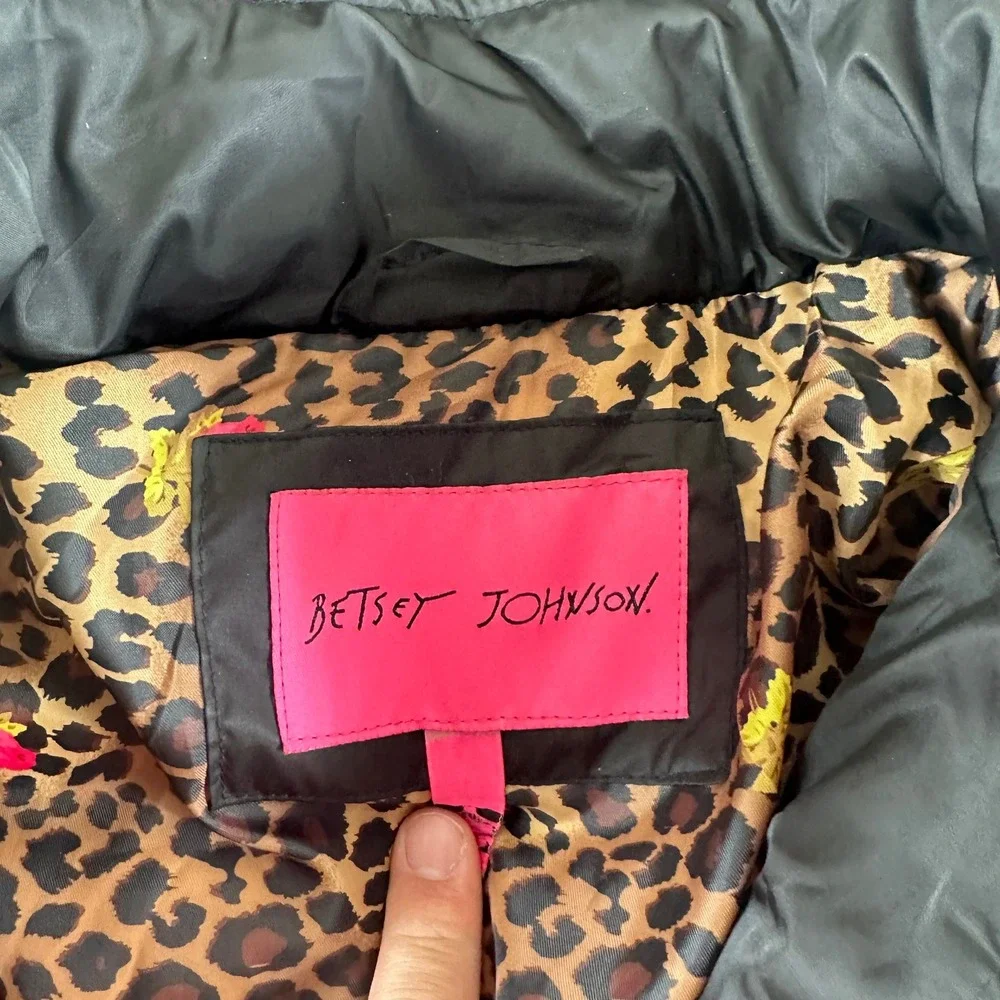 Betsey Johnson Youth Medium High Black Puffer Coat Faux Fur Hood Leopard‎ Lining